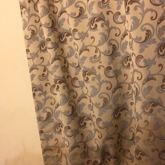 Meet your Posher, Mary - Picture 2 of 2